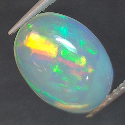 1,59ct Ópalo talla oval 10,7x7,7 mm