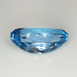 20.00ct Topaze bleue taille marquise 22.80x11.40mm