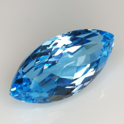 20.00ct Topaze bleue taille marquise 22.80x11.40mm