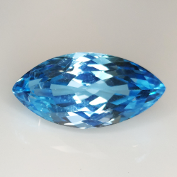 20.00ct Blauer Topas im Marquise-Schliff 22.80x11.40mm