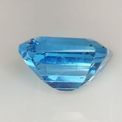 16.57ct Topacio Azul talla oval 14.23X13.53mm