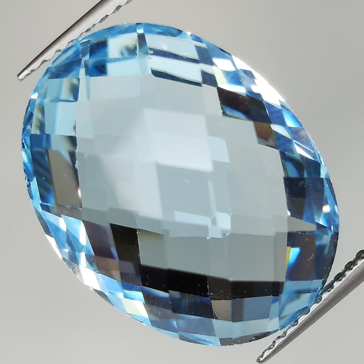 18.42ct Blue Topaz double checkerboard cut 18.41x14.05mm