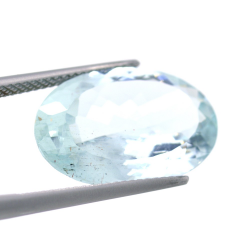 10,56 ct Aquamarin Smaragd Schnitt