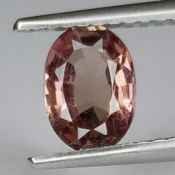 0.91 ct Padparadscha Sapphire Oval size 7.03 x 5.10 x 3.13 mm