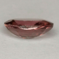 0,91 ct Zafiro Padparadscha Tamaño oval 7,03 x 5,10 x 3,13 mm