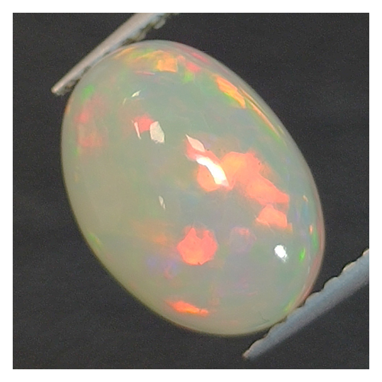 1,73ct Ópalo talla oval 10,4x8,1 mm