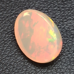1,73ct Ópalo talla oval 10,4x8,1 mm