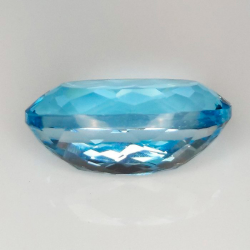 11.17 ct 17.25 x 9.62 x 7.63 mm oval topaz
