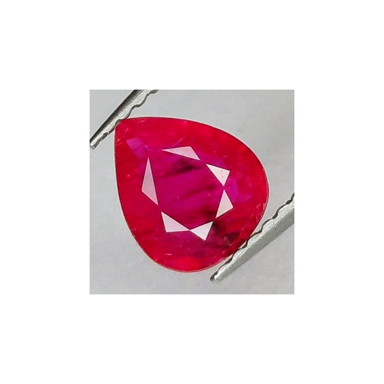 0,91ct Rubí Talla pera  7.15 x 6.04 x 2.34 mm