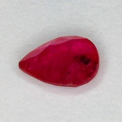 0,91ct Rubí Talla pera  7.15 x 6.04 x 2.34 mm
