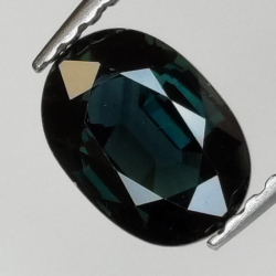 1,27ct Zafiro talla oval 7x5 mm