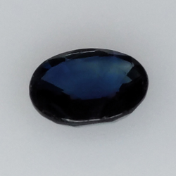 0,66ct Saphir im Ovalschliff 6x5 mm