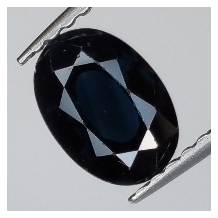 1,21ct Zaffiro taglio ovale 7x5 mm
