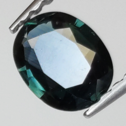 0,58ct Zafiro talla oval 6x5 mm