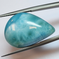 28,63 ct Larimar Pear Cabochon 24,6 x 16,6 x 8,7 mm