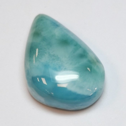 28,63 ct Larimar Pear Cabochon 24,6 x 16,6 x 8,7 mm