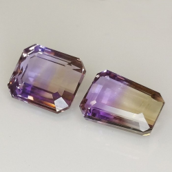 10,61 ct Ametrino natural 11,07 x 9,64 x 6,18 y 11,70 x 8,71 x 5,72 mm