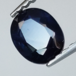 0,89ct Zafiro talla oval 6x5 mm