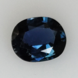 0,64ct Zafiro talla oval 6x5 mm