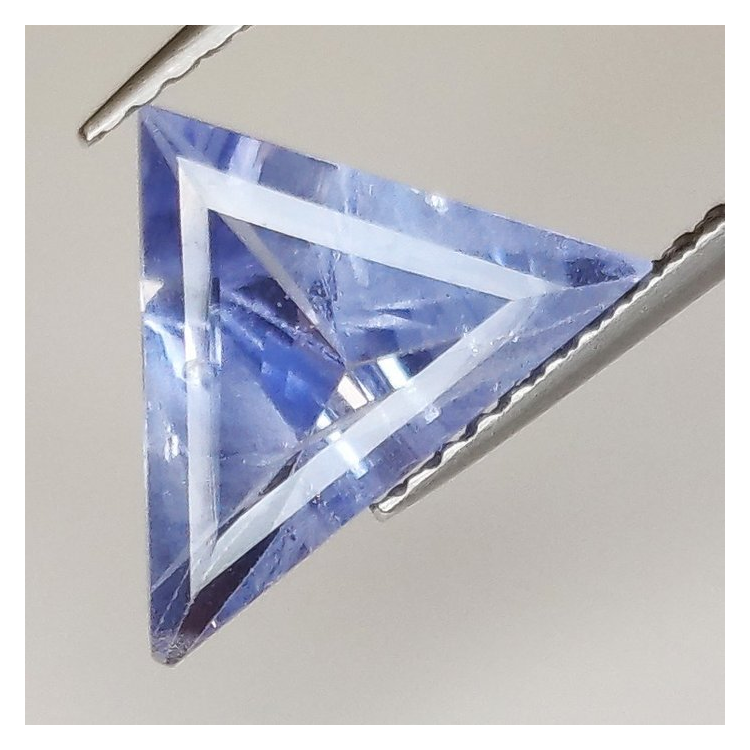 2,31 ct  Zafiro Natural Triangular 12,32 x 8,75 x 4,44 mm