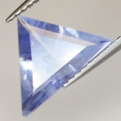 2,31 ct Dreieckiger Natursaphir 12,32 x 8,75 x 4,44 mm