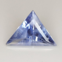 2,31 ct Dreieckiger Natursaphir 12,32 x 8,75 x 4,44 mm