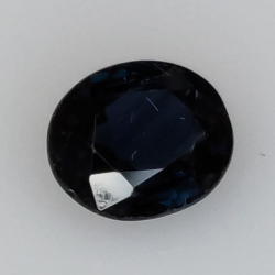 0,86ct Zafiro talla oval 6x5 mm