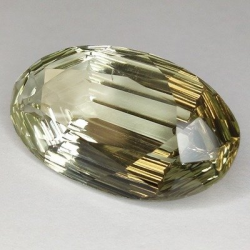 27,79 ct Prasiolite Special Cut 24,91 x 17,26 x 11,89 mm