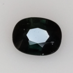 0,75ct Zafiro talla oval 6x5 mm