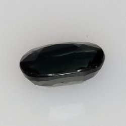 0,75ct Saphir im Ovalschliff 6x5 mm