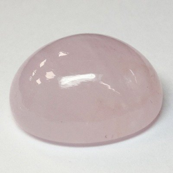 32,62 ct Morganit Oval Cabochon 21,72 x 17,49 x 11,18 mm