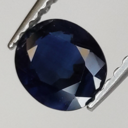 0,66ct Oval cut sapphire 6x5 mm