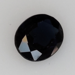 0,75ct Zafiro talla oval 6x5 mm