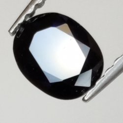 0,77ct Saphir im Ovalschliff 6x5 mm