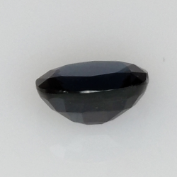 0,77ct Zafiro talla oval 6x5 mm