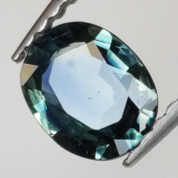0,63ct Zafiro talla oval 6x5 mm