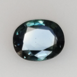0,63ct Oval cut sapphire 6x5 mm