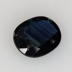 0,71ct Zafiro talla oval 6x5 mm