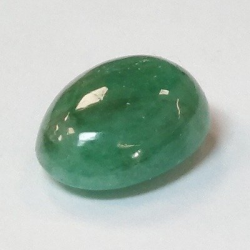 2,76 ct Smaragd Oval Cabouchon 10,31 x 7,81 x 4,50 mm