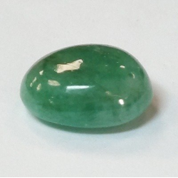 2,76 ct Smaragd Oval Cabouchon 10,31 x 7,81 x 4,50 mm