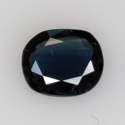 0,82ct Zafiro talla oval 6x5 mm