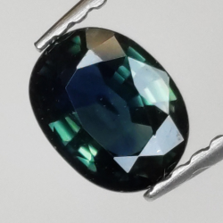 0,80ct Saphir im Ovalschliff 6x5 mm