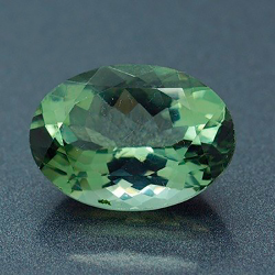 12,40 ct Prasiolite ovale 18,09 x 13,00 x 9,53 mm