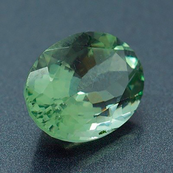 12,40 ct Prasiolith oval 18,09 x 13,00 x 9,53 mm