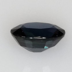 0,95ct Zafiro talla oval 6x5 mm