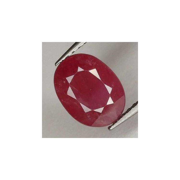 2,37 ct Rubis ovale 8,97 x 6,83 x 4,28 mm