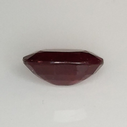 1,07 ct Rubí oval 7,81 x 5,86 x 3,41 mm