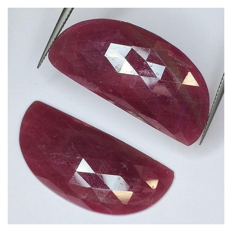 27,74 & 29,31 ct 2 piezas fantasía talla rosa Ruby 33,97 x 15,90 x 4,94 mm & 34,31 x 15,99 x 5,00 mm.