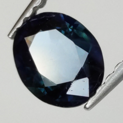 0,81ct Zafiro talla oval 6x5 mm