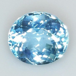 15,26 ct Topacio talla oval  14,99 x 13,13 x 9,88 mm